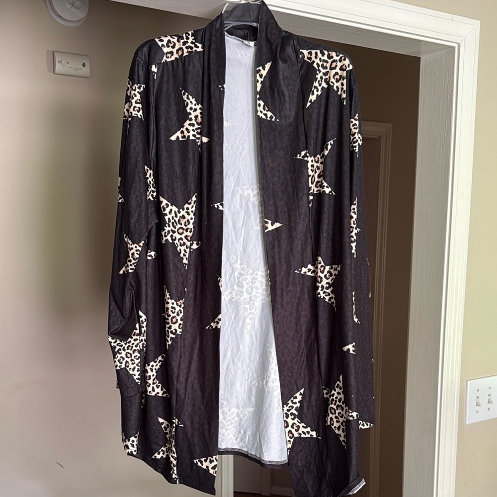 Black and Brown Star Patterned Lightweight Tunic Style Jacket